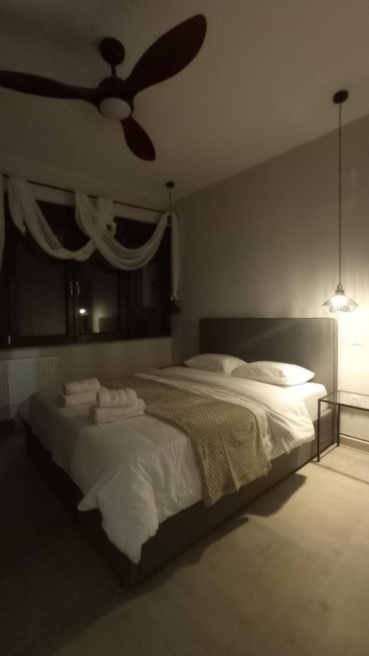 Ellis Apartments Thessaloniki Buitenkant foto
