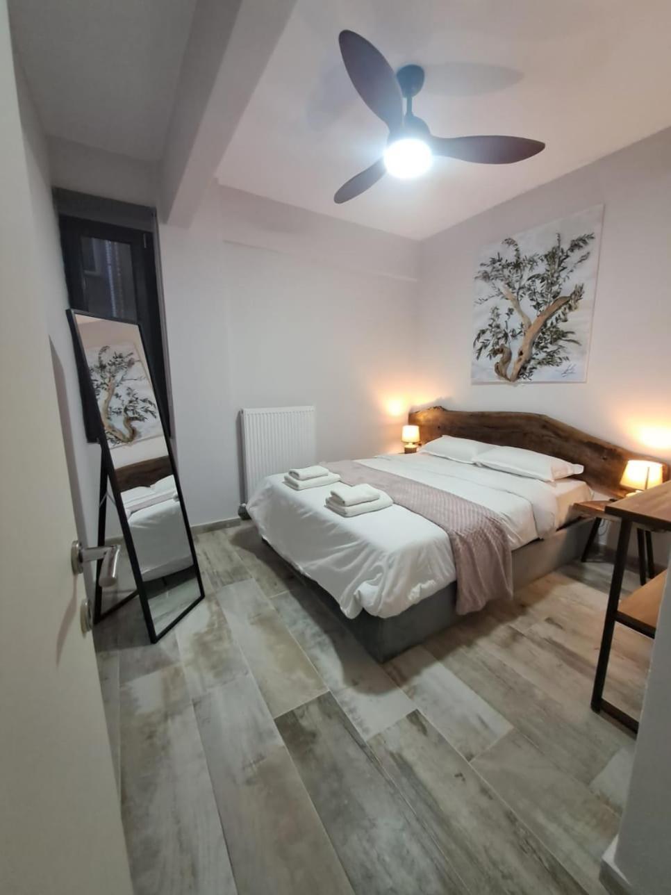 Ellis Apartments Thessaloniki Buitenkant foto