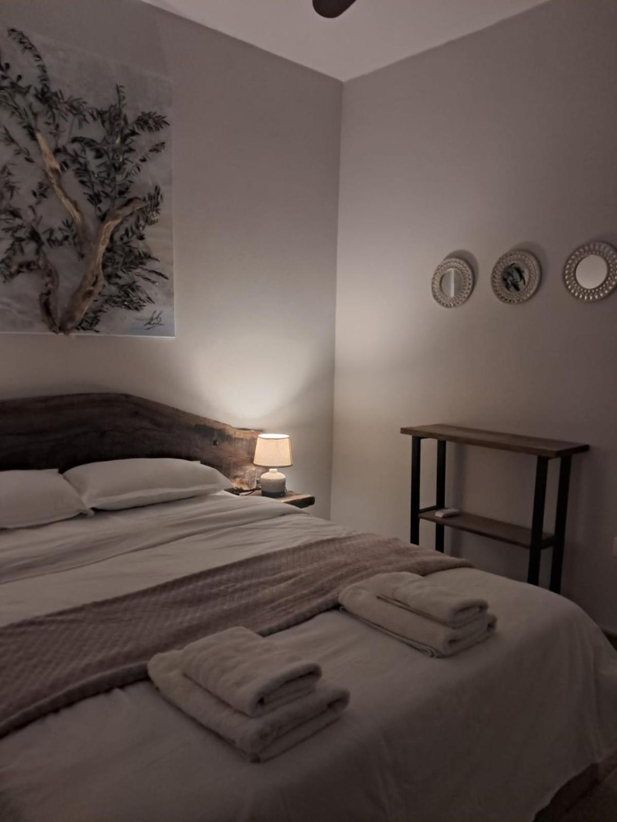 Ellis Apartments Thessaloniki Buitenkant foto
